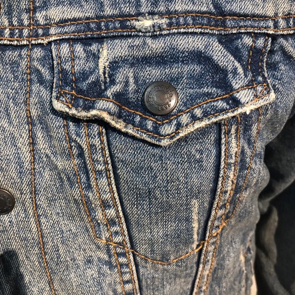 Abercrombie Women's Faux Fur Jeans Jacket - Picture 4 of 16